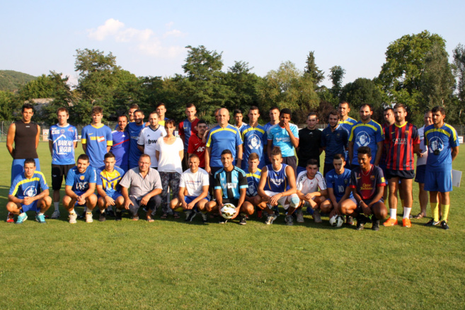 Après les rugbymen sisteronais, les footballeurs de la cité de Paul Arène se sont retrouvés afin de préparer la nouvelle saison ! Après les rugbymen sisteronais, les footballeurs de la cité de Paul Arène se sont retrouvés afin de préparer la nouvelle saison !