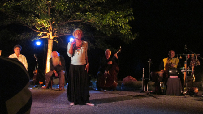 La clôture de la 10ème édition des Rencontres de la parole a enchanté la Robine sur Galabre. La clôture de la 10ème édition des Rencontres de la parole a enchanté la Robine sur Galabre.