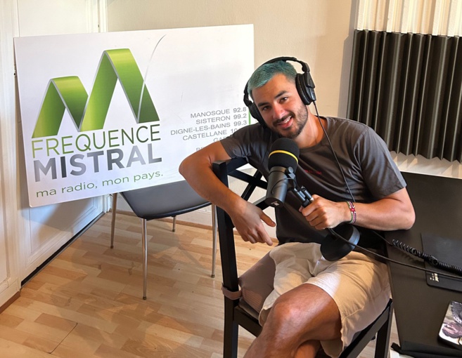 Julien Vinh en spectacle au Garage Comedy Julien Vinh en spectacle au Garage Comedy