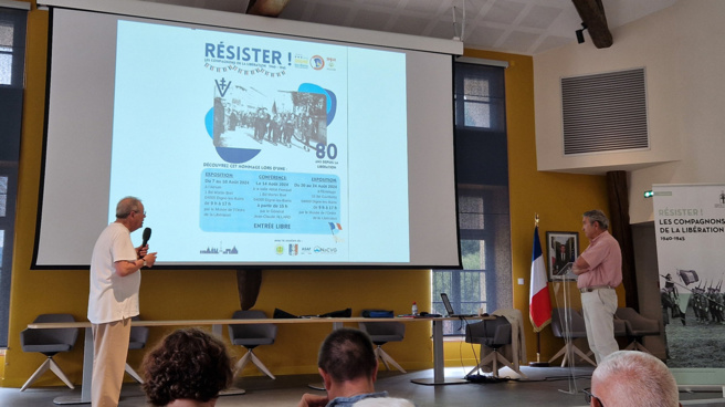 Gérard Carreras Président du Souvenir Français 04 et le Général Jean-Claude Allard Gérard Carreras Président du Souvenir Français 04 et le Général Jean-Claude Allard