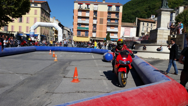 La moto dans le 04 en toute sécurité La moto dans le 04 en toute sécurité