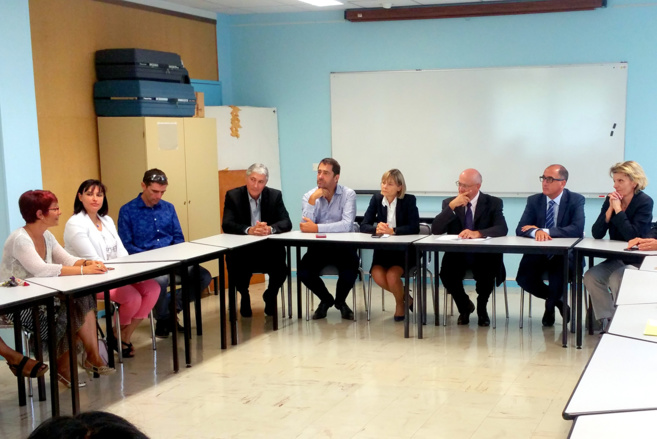 Le Recteur à Château-Arnoux Saint-Auban pour la rentrée ! Le Recteur à Château-Arnoux Saint-Auban pour la rentrée !