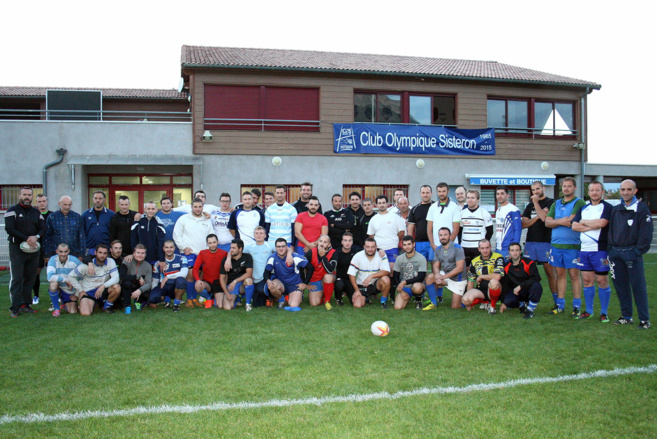 Les rugbymen sisteronais sont dans les starkings bloc ! Les rugbymen sisteronais sont dans les starkings bloc !