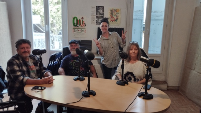 KATEPI BLUES TRIO en direct dans le Mag régional "A la bonne heure" ! KATEPI BLUES TRIO en direct dans le Mag régional "A la bonne heure" !