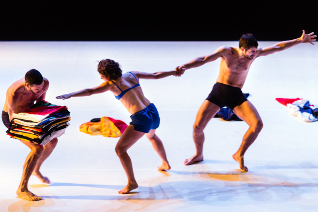 De la danse pour débuter la nouvelle saison du théâtre Durance ce vendredi 9 octobre ! De la danse pour débuter la nouvelle saison du théâtre Durance ce vendredi 9 octobre !