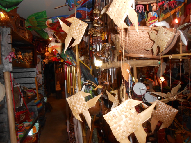 Elle fait un pont entre Java et la cité de Giono, l'Indonésie se visite et se goûte ce dimanche Elle fait un pont entre Java et la cité de Giono, l'Indonésie se visite et se goûte ce dimanche