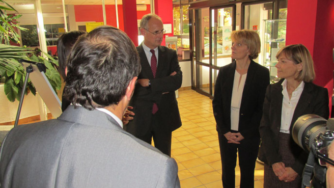 Le Préfet de Région était dans les Alpes du Sud la semaine dernière. Le Préfet de Région était dans les Alpes du Sud la semaine dernière.