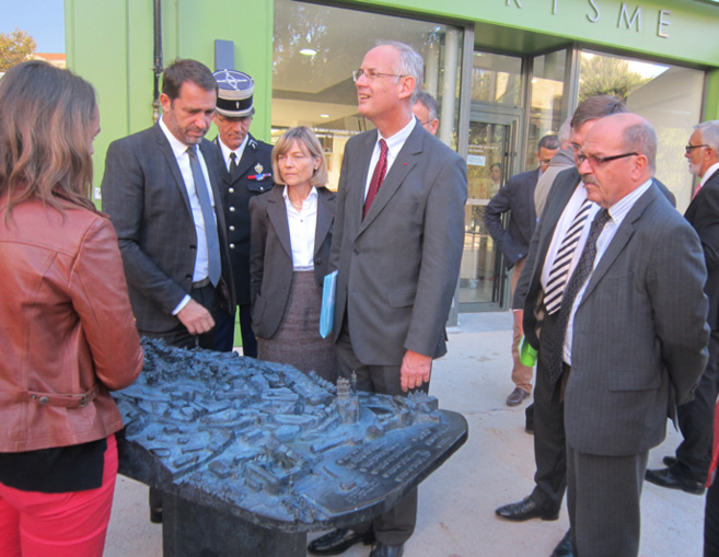 Le Préfet de Région était dans les Alpes du Sud la semaine dernière. Le Préfet de Région était dans les Alpes du Sud la semaine dernière.