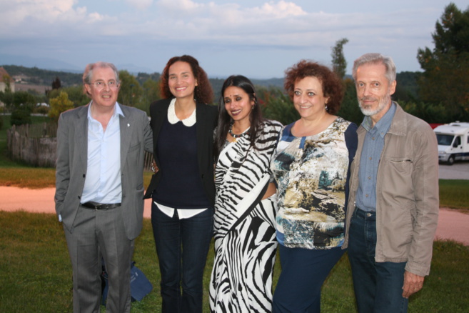 La presque totalité des intervenants aux Rencontres Envie d'Humanité, Philippe Courbon, l'initiateur, Frédérique Bedos, Rama Mani, Muriel Scibilia et Jean Fabre.@C.G La presque totalité des intervenants aux Rencontres Envie d'Humanité, Philippe Courbon, l'initiateur, Frédérique Bedos, Rama Mani, Muriel Scibilia et Jean Fabre.@C.G