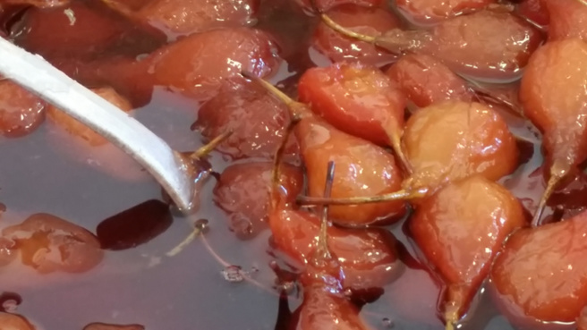 La poire Sarteau a été dignement fêtée à La Javie La poire Sarteau a été dignement fêtée à La Javie