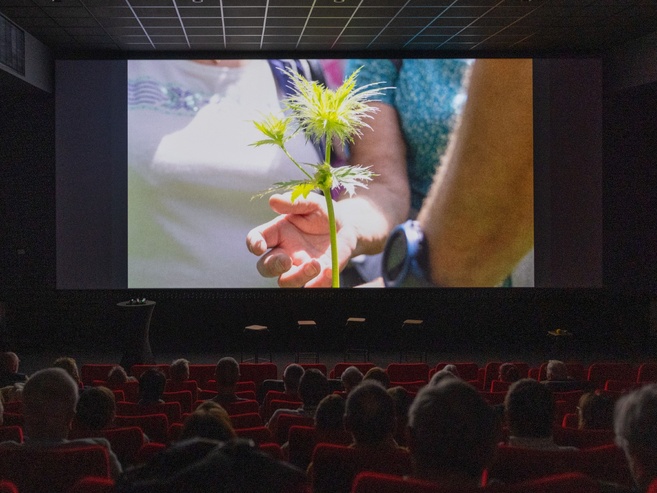 Soirée de lancement du podcast du Parc national des Ecrins - Premier épisode - "A la découverte de la Reine des Alpes" Soirée de lancement du podcast du Parc national des Ecrins - Premier épisode - "A la découverte de la Reine des Alpes"