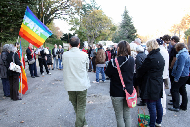 Une manifestation en marge des commémorations du 11 novembre ! Une manifestation en marge des commémorations du 11 novembre !