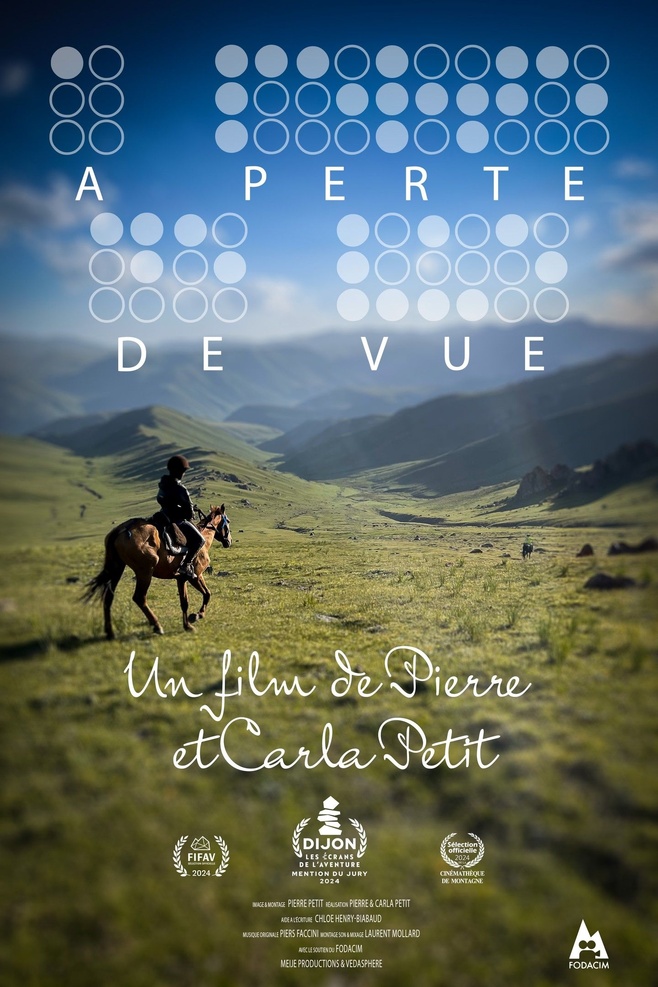 Carla Petit co-réalisatrice du film documentaire "A perte de vue" est notre invitée. Carla Petit co-réalisatrice du film documentaire "A perte de vue" est notre invitée.