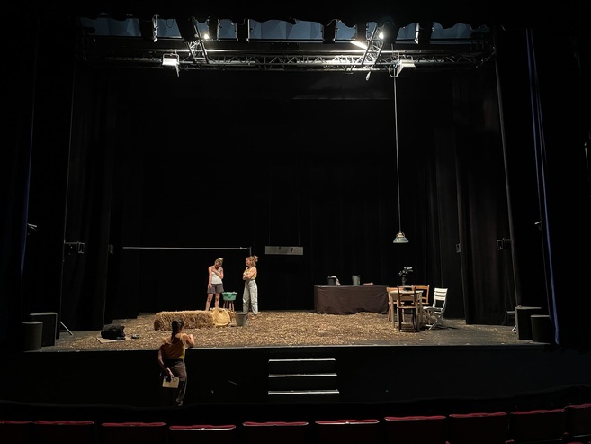 Gundog au TDB : rencontre avec Athéna Amara pour sa première mise en scène Gundog au TDB : rencontre avec Athéna Amara pour sa première mise en scène