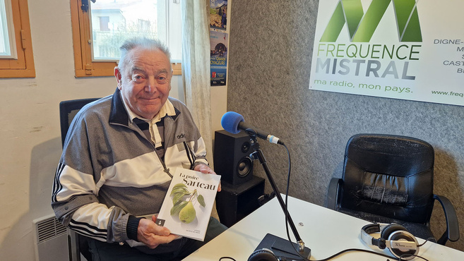 Claude Pellestor Président de l'association pour la promotion de la poire sarteau blanche Claude Pellestor Président de l'association pour la promotion de la poire sarteau blanche