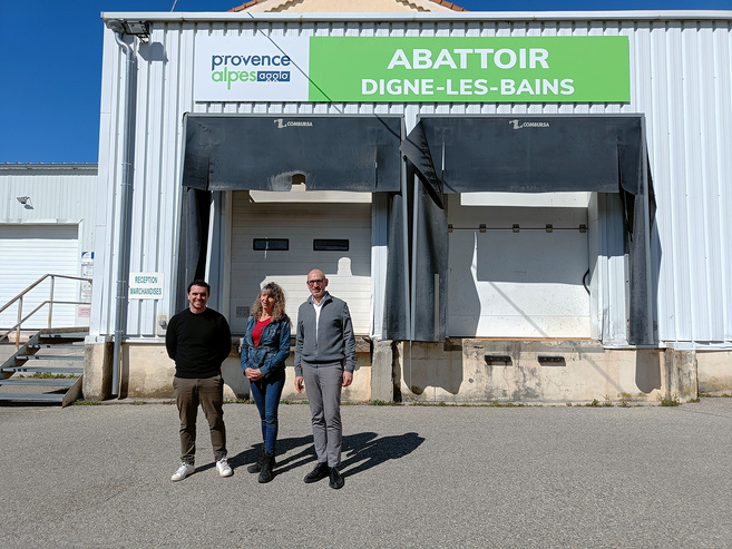 Les abattoirs de proximité de Provence Alpes Agglomération constituent une ressource précieuse, offrant une solution adaptée aux besoins des petits éleveurs. Les abattoirs de proximité de Provence Alpes Agglomération constituent une ressource précieuse, offrant une solution adaptée aux besoins des petits éleveurs.