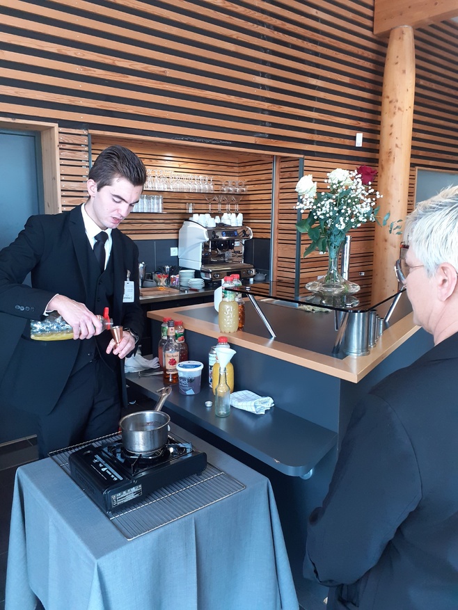 Le Lycée Hôtelier de Sisteron, distingué au rang National Le Lycée Hôtelier de Sisteron, distingué au rang National