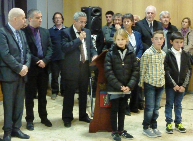 Vision locale, nationale et européenne du maire de Castellane, Jean-Pierre Terrien Vision locale, nationale et européenne du maire de Castellane, Jean-Pierre Terrien