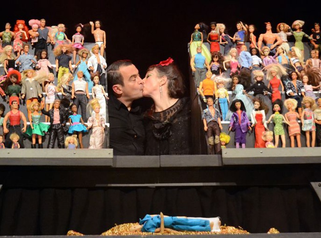 Roméo et Juliette en théâtre d’objets pour le bonheur des enfants Roméo et Juliette en théâtre d’objets pour le bonheur des enfants