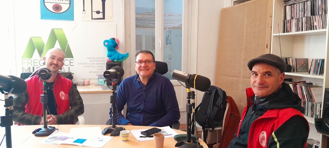 Plan de paysage transition énergétique et écologique - Le parc naturel régional du luberon et le Domaine de la thomassine Plan de paysage transition énergétique et écologique - Le parc naturel régional du luberon et le Domaine de la thomassine