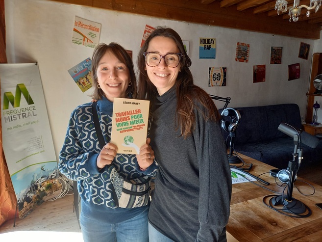 Et si on travaillait moins pour vivre mieux ? Dans le mag "A la bonne heure !" - 15/04/2025 Et si on travaillait moins pour vivre mieux ? Dans le mag "A la bonne heure !" - 15/04/2025