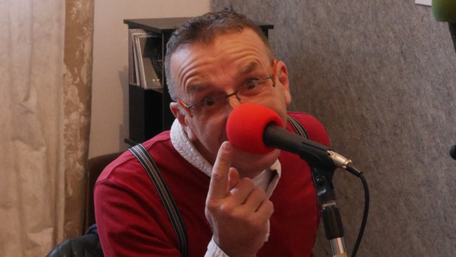 Depuis 20 ans Augustin le clown déambule dans le 04 Depuis 20 ans Augustin le clown déambule dans le 04