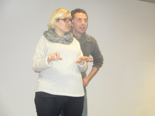 "Cliquez ici" : du théâtre pour réfléchir aux dangers d'internet "Cliquez ici" : du théâtre pour réfléchir aux dangers d'internet