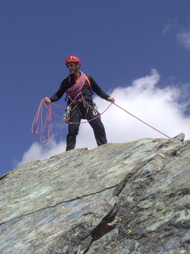 Hugues Chardonnet - Guide de montagne 82-4000 solidaires Hugues Chardonnet - Guide de montagne 82-4000 solidaires