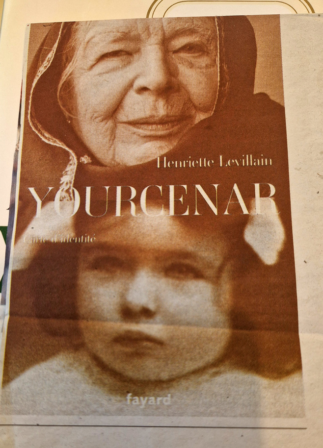 Lecture de textes de littérature féminine et féministe par Jacqueline Hennegrave. Lecture de textes de littérature féminine et féministe par Jacqueline Hennegrave.