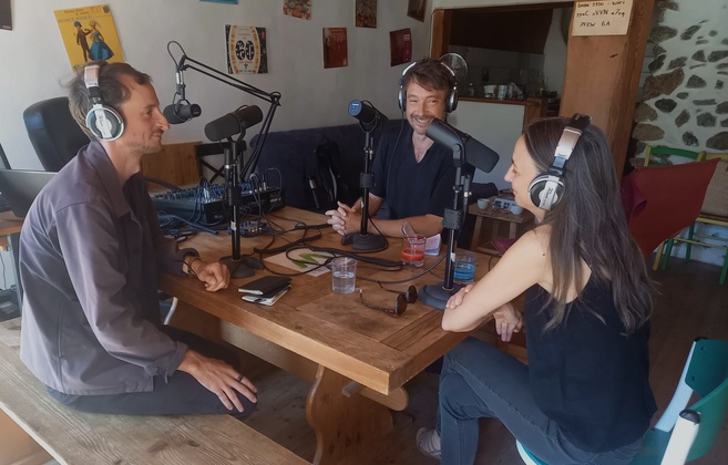 Histoires vraies des Alpes, avec François Beaune, Quentin Raverdy et Julie Crutz Dans le mag "A la bonne heure !" - 22/07/2025 Histoires vraies des Alpes, avec François Beaune, Quentin Raverdy et Julie Crutz Dans le mag "A la bonne heure !" - 22/07/2025