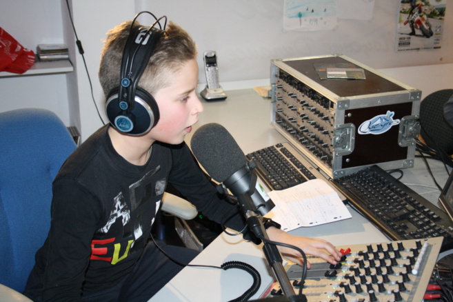 RADIOLESCENT - MERCREDI 17 FÉVRIER 2016 ! RADIOLESCENT - MERCREDI 17 FÉVRIER 2016 !