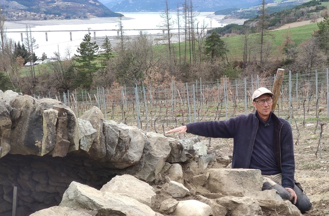 « Paroles de pierres » à Aubignosc: L’âme des Bâtisseurs