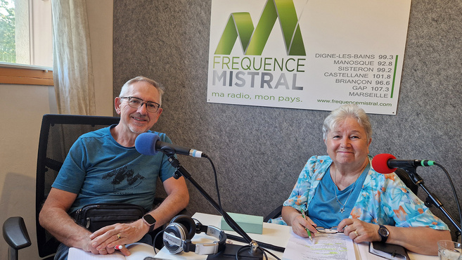 Pierre Sommereijns et Annie Pégolotti de l'association JALMALV