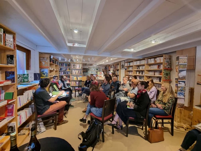 Rencontre littéraire avec Laurine Roux et Valérie Millet Rencontre littéraire avec Laurine Roux et Valérie Millet