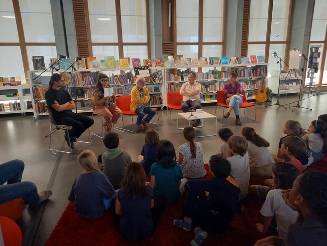 Voix en éclats, cycle de lectures théâtrales contemporaines Voix en éclats, cycle de lectures théâtrales contemporaines