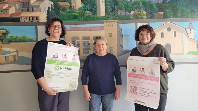 De gauche à droite : Marie-Julie, Geneviève, Marianne De gauche à droite : Marie-Julie, Geneviève, Marianne