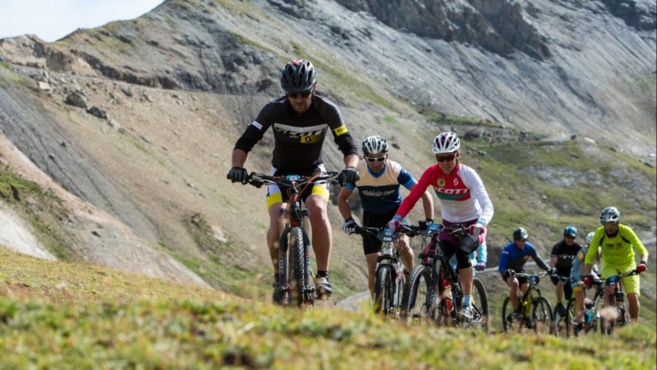 Alps Epic 2016 est une course à étapes VTT en préparation Alps Epic 2016 est une course à étapes VTT en préparation