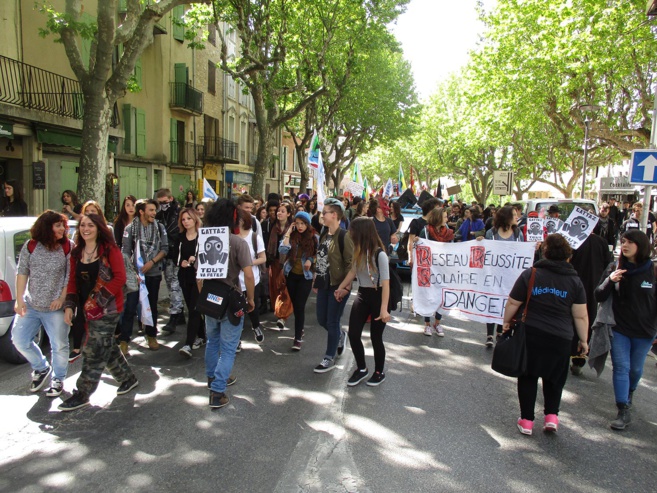 Une manifestation avec des profils divers à Manosque Une manifestation avec des profils divers à Manosque
