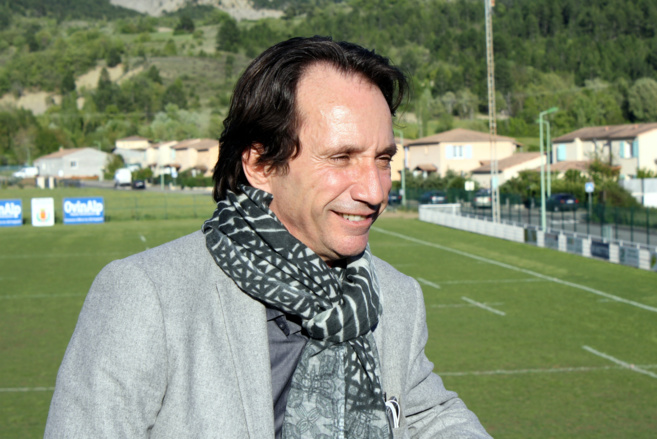 Lucien Simon et son équipe visent la présidence de la fédération nationale de rugby ! Lucien Simon et son équipe visent la présidence de la fédération nationale de rugby !