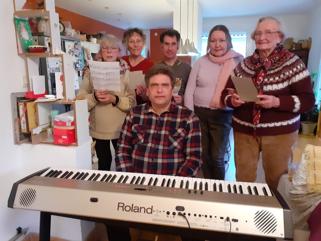 la poésie se murmure au rythme du piano sur Fréquence Mistral la poésie se murmure au rythme du piano sur Fréquence Mistral