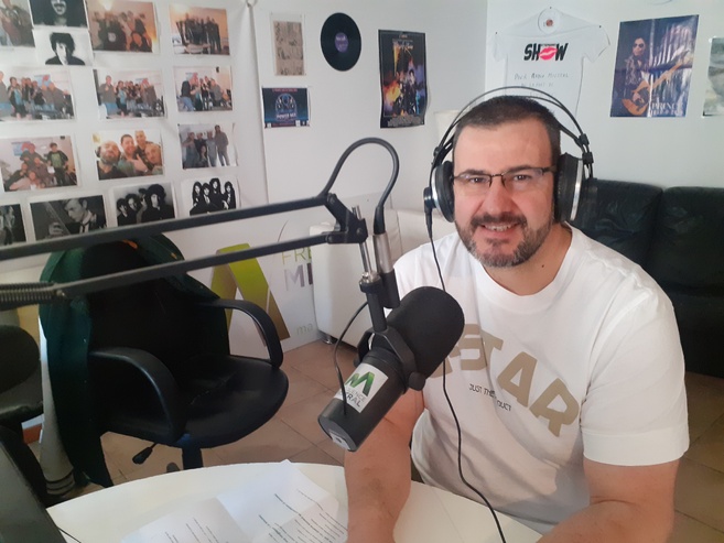 Guillaume Di Ioroio: « Entre ondes et énergies » Guillaume Di Ioroio: « Entre ondes et énergies »