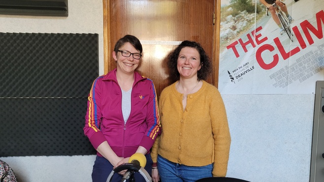 A gauche, Camille Theureau Guittard (Planning Familial) ; à droite, Camille Danel (Biocoop Le Grenier)