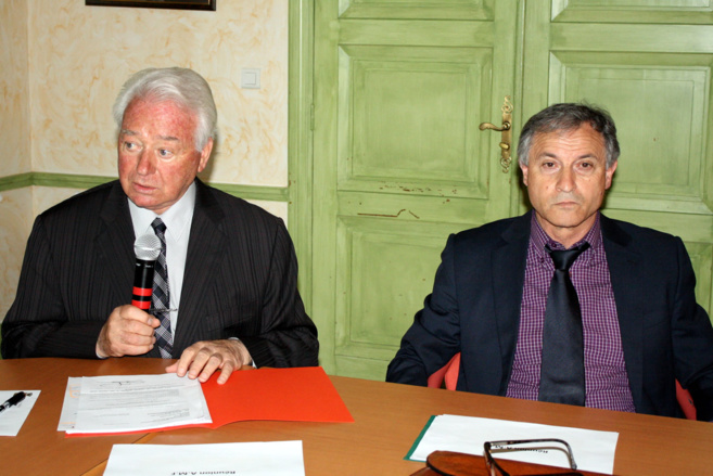 LES MAIRES DU 04 REJETTENT LES CALCULS INIQUES DE L’ETAT ! LES MAIRES DU 04 REJETTENT LES CALCULS INIQUES DE L’ETAT !