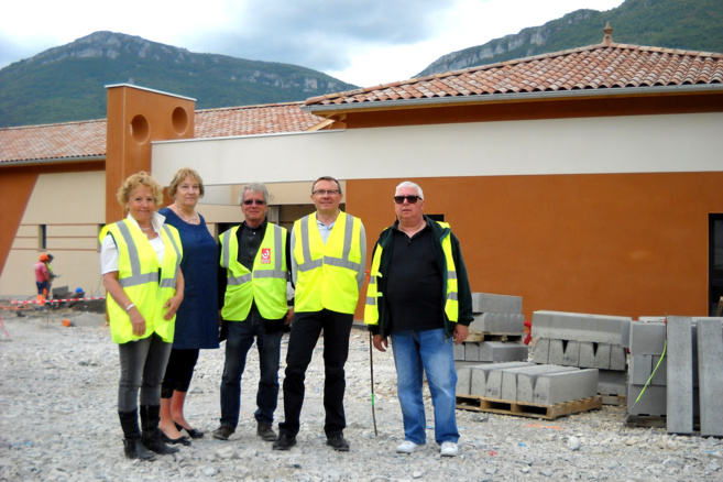 UNE NOUVELLE ECOLE POUR LES ENFANTS DE NOYERS SUR JABRON ! UNE NOUVELLE ECOLE POUR LES ENFANTS DE NOYERS SUR JABRON !