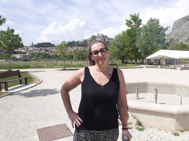 Équipe de France pour Hélène et le Volley assis à Sisteron Équipe de France pour Hélène et le Volley assis à Sisteron