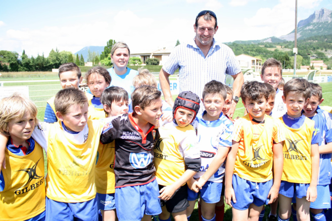 DU REVE A LA REALITE, CARL HAYMAN A RENDU VISITE A L’ECOLE DE RUGBY DE SISTERON 