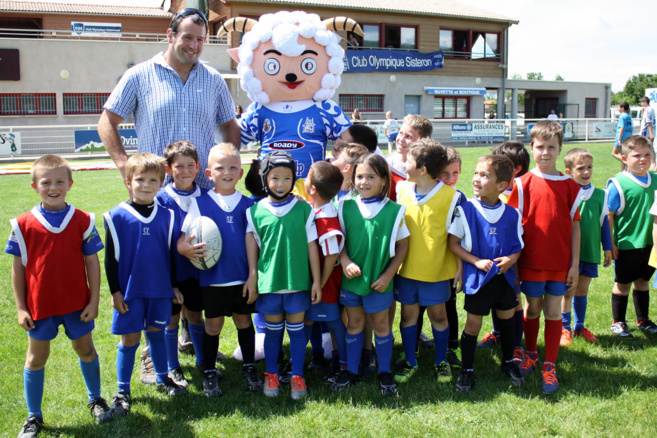 DU REVE A LA REALITE, CARL HAYMAN A RENDU VISITE A L’ECOLE DE RUGBY DE SISTERON 