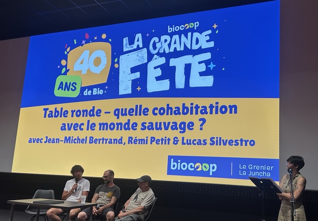 De gauche à droite : Lucas Silvestro, Rémi Petit, Jean-Michel Bertrand, Lucie Moussally. Photo par Océane Perruisset