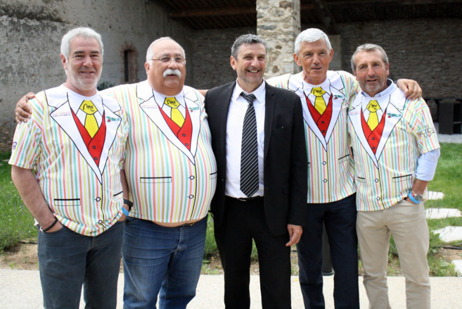 LA FINE FLEUR DU RUGBY PROVENÇAL ETAIT RASSEMBLEE A SISTERON LA FINE FLEUR DU RUGBY PROVENÇAL ETAIT RASSEMBLEE A SISTERON