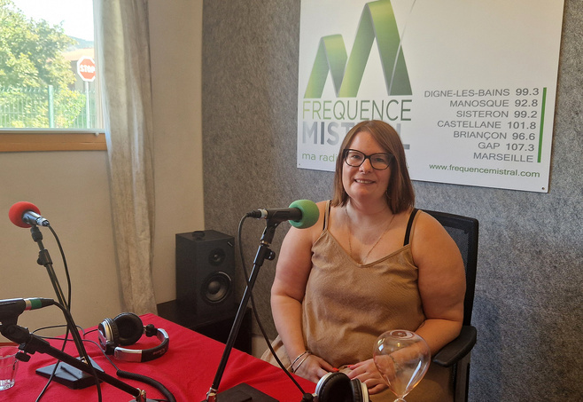 Magnétisme, soins intergénérationels, soins à distance, Emilie nous explique son travail. Magnétisme, soins intergénérationels, soins à distance, Emilie nous explique son travail.